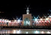 در این مراسم جمع کثیری از خدام و زائران و مجاوران بارگاه منور رضوی حضور داشته  و مراسم خطبه‌خوانی شب عاشورا را برگزار کردند.