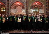 در این مراسم جمع کثیری از خدام و زائران و مجاوران بارگاه منور رضوی حضور داشته  و مراسم خطبه‌خوانی شب عاشورا را برگزار کردند.