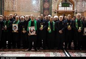 در این مراسم جمع کثیری از خدام و زائران و مجاوران بارگاه منور رضوی حضور داشته  و مراسم خطبه‌خوانی شب عاشورا را برگزار کردند.