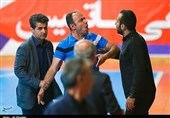 بی‌غم: همین که تماشاگران در ساری به بازیکنان آسیب نرساندند، جای شکر دارد/ حق با ناظم‌الشریعه است
