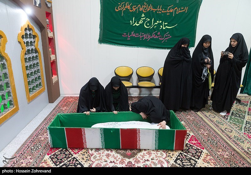 دیدارخانواده شهید محسن ساری پس از 35 سال
