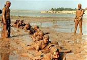 نخستین فیلم کوتاه شهدای غواص قزوینی با نام "پیراهن خونین" در قزوین اکران شد + پوستر