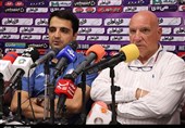 کرمان| واکنش بگوویچ به شعار هواداران گل‌گهر: فراموش کردم 15 سال است که در لیگ برتر هستید!