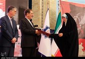 تقدیر از نفرات برتر عکس،فیلم،سفرنامهپنجمین جایزه جهانی اربعین با حضور  اسحاق جهانگیری معاون اول رئیس جمهور