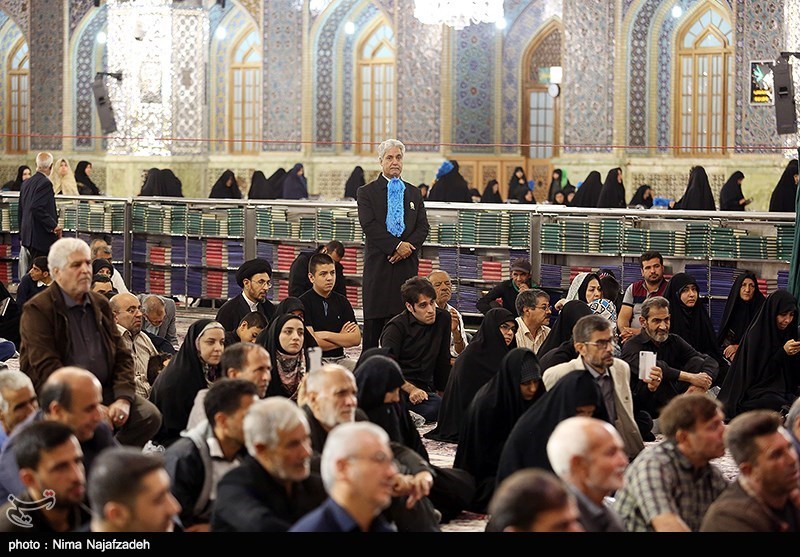 نخستین محفل استانی شعر قرار