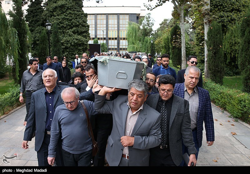 تشییع پیکر مرحوم حسین دهلوی استاد موسیقی