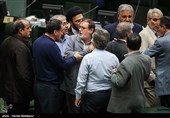 اعتراض سیدمحمدجواد ابطحی نماینده خمینی‌شهر به اقدام محمدجواد ظریف وزیر امور خارجه در ترک جلسه علنی مجلس و نیمه‌کاره ماندن طرح سؤال