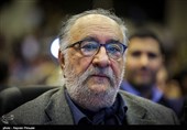 می‌توانست پشت میز بنشیند اما رئیسی مرد عمل بود