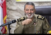 سخنرانی امیر سرلشکر موسوی فرمانده کل ارتش در قرارگاه فرماندهی رزمایش مشترک پدافند هوایی مدافعان آسمان ولایت 98