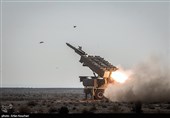 شلیک سامانه موشکی مرصاد ۱۶ به سمت اهداف پروازی در مرحله نهایی رزمایش پدافند هوایی مدافعان آسمان ولایت ۹۸