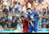 دیدار تیم‌های فوتبال استقلال و شهرخودرو