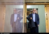 حضور محمود صادقی در وزارت کشور برای ثبت‌نام در یازدهمین دوره انتخابات مجلس شورای اسلامی