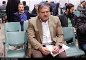  حضور عباس جدیدی در فرمانداری تهران برای ثبت‌نام در یازدهمین دوره انتخابات مجلس شورای اسلامی 