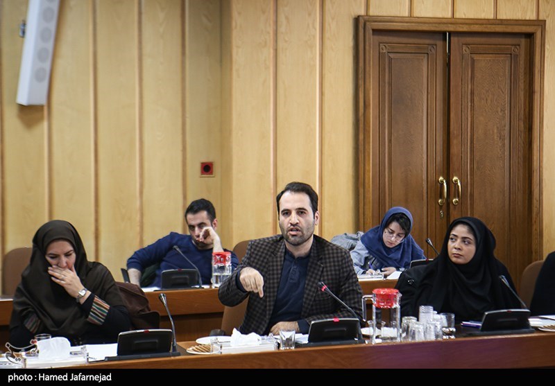 پرسش علیرضا رحیمی نژاد خبرنگار خبرگزاری تسنیم در نشست خبری محمدباقر نوبخت رییس سازمان برنامه و بودجه