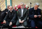 حسن غفوری‌فرد و مصطفی خرسندی مدیرعامل خانه مداحان در مراسم ختم مرحوم سیدقاسم موسوی قهار