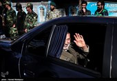 امیر سرلشکر سیدعبدالرحیم موسوی فرمانده کل ارتش در پایان مراسم تحلیف و اعطای سردوشی دانش‌پژوهان آموزشگاه‌های درجه‌داری ارتش