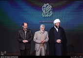 حجت‌الاسلام محمد قمی رئیس سازمان تبلیغات اسلامی و پدر شهیدان مصطفی احمدی روشن و محمدحسین حدادیان در (صدای مردم) از زبان شعرا و مداحان