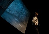نمایش «نقل‌مکان»| اقتباس، تعلق و سرسام
