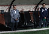 همدانی:مدیران استقلال به قهرمانی آسیا فکر کنند/ جای دو بازیکن خالی است