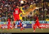 دیدار تیمهای فوتبال پرسپولیس و شهرداری ماهشهر - آبادان