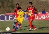 دیدار تیمهای فوتبال پرسپولیس و شهرداری ماهشهر - آبادان