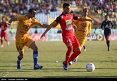 دیدار تیمهای فوتبال پرسپولیس و شهرداری ماهشهر - آبادان