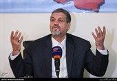 کواکبیان: مردم اموالشان را برای سرمایه گذاری در بورس نفروشند