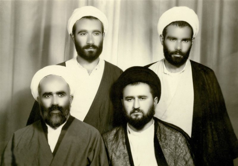 محمود احمدینژاد , سردار قاسم سلیمانی , امام خمینی(ره) , سازمان مجاهدین (منافقین) , رادیو , تلویزیون , مرکز اسناد انقلاب , حاج آقا مجتبی تهرانی ,