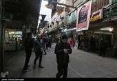 مردم کوچه و بازار تهران آماده استقبال از پیکر مطهر سپهبد شهید قاسم سلیمانی