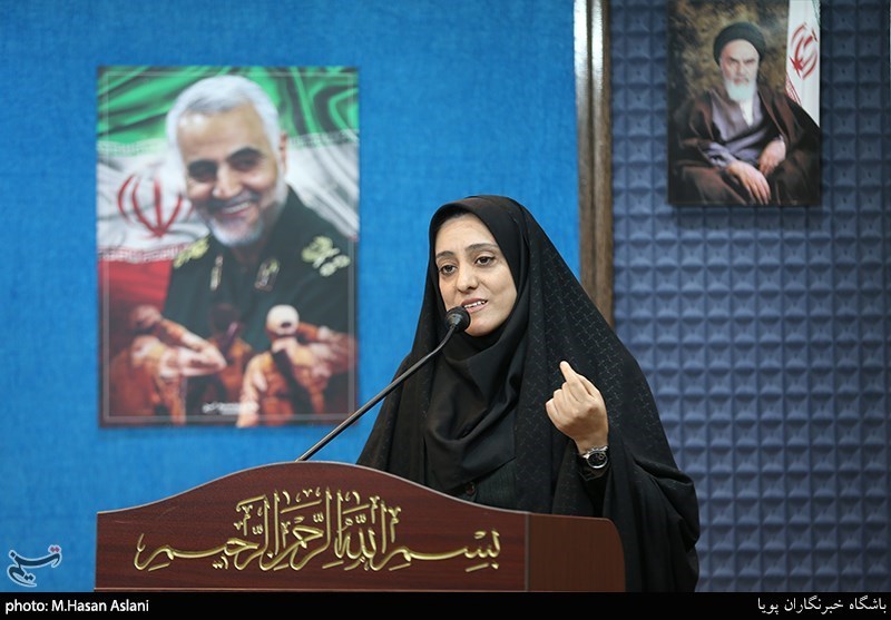 نشست شاعران پارسی ‌زبان ویژه یاد و خاطره شهید «حاج قاسم سلیمانی» با عنوان «سردار مقاومت»