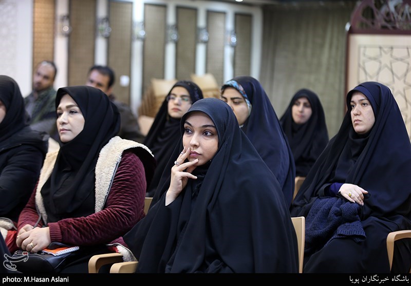 نشست شاعران پارسی ‌زبان ویژه یاد و خاطره شهید «حاج قاسم سلیمانی» با عنوان «سردار مقاومت»