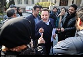 گفت‌وگوی محمود واعظی رئیس دفتر رئیس جمهور با جمعی از خبرنگاران در حاشیه جلسه هیئت دولت
