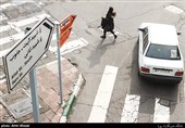 این محله از شمال به خیابان فرجام دسترسی مستقیم دارد 