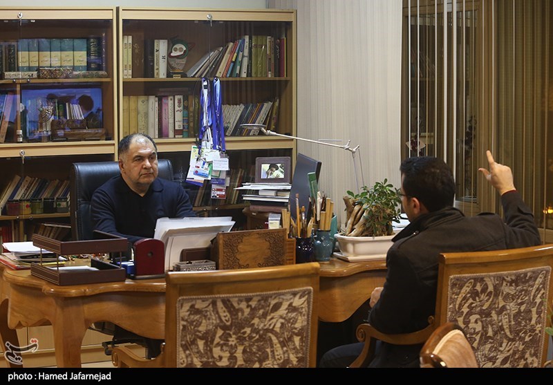 گفت و گو با محمد خدادی معاون امور مطبوعاتی واطلاع رسانی وزارت فرهنگ و ارشاد اسلامی