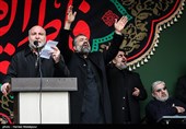 احمد نیکبختیان، محمود کریمی و حسین سازور در مراسم عزاداری شهادت حضرت زهرا(س) - میدان هفت تیر تهران