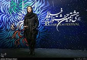 آناهیتا درگاهی بازیگر فیلم «سینما شهر قصه»  در دومین روز سی‌وهشتمین جشنواره فیلم فجر در پردیس سینمایی چارسو 