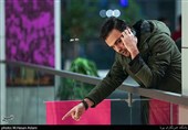 سامان صفاری بازیگر در هفتمین روز سی و هشتمین جشنواره فیلم فجر در پردیس چارسو