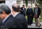 ورود حجت‌الاسلام حسن روحانی رئیس‌جمهور به مراسم رونمایی از چهار خودرو تولید داخل