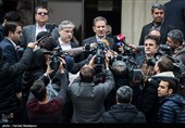 اسحاق جهانگیری معاون اول رئیس جمهور در جمع خبرنگاران