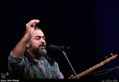 ببینید|پرواز همای برای رهبر شهید خواند