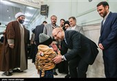 محمدباقر قالیباف  کاندیدای یازدهمین دوره انتخابات مجلس شورای اسلامی در مسجد خاتم‌الانبیاء شهرک واوان اسلامشهر در محل اخذ رای