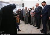 محمدباقر قالیباف  کاندیدای یازدهمین دوره انتخابات مجلس شورای اسلامی در مسجد خاتم‌الانبیاء شهرک واوان اسلامشهر در محل اخذ رای