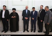 محمدباقر قالیباف  کاندیدای یازدهمین دوره انتخابات مجلس شورای اسلامی در مسجد خاتم‌الانبیاء شهرک واوان اسلامشهر در محل اخذ رای