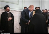 محمدباقر قالیباف  کاندیدای یازدهمین دوره انتخابات مجلس شورای اسلامی در مسجد خاتم‌الانبیاء شهرک واوان اسلامشهر در محل اخذ رای