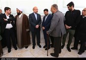 محمدباقر قالیباف  کاندیدای یازدهمین دوره انتخابات مجلس شورای اسلامی در مسجد خاتم‌الانبیاء شهرک واوان اسلامشهر در محل اخذ رای