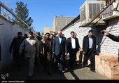 محمدباقر قالیباف  کاندیدای یازدهمین دوره انتخابات مجلس شورای اسلامی در مسجد خاتم‌الانبیاء شهرک واوان اسلامشهر در محل اخذ رای