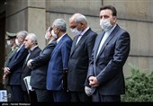 محمود واعظی رئیس دفتر رئیس جمهور در حاشیه آخرین جلسه هیئت دولت در سال ۹۸