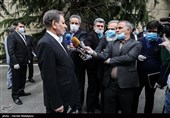 اسحاق جهانگیری معاون اول رئیس جمهور در حاشیه آخرین جلسه هیئت دولت در سال ۹۸