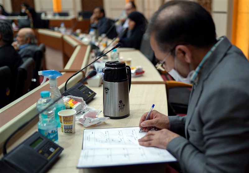 نشست هم‌اندیشی حکمای طب سنتی ایرانی با محوریت کرونا