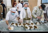 طبخ و توزیع 2000 وعده غذای گرم میان نیازمندان توسط جمعی از ورزشکاران - واوان اسلامشهر